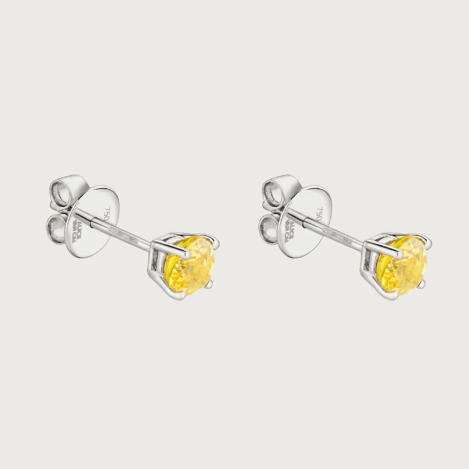 Studs Yellow Sapphire