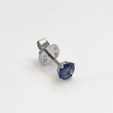 Studs Blue Sapphire in 18K White Gold